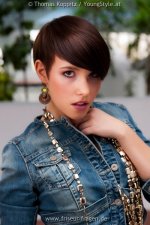 Frisuren_by_youngstyle_033.jpg